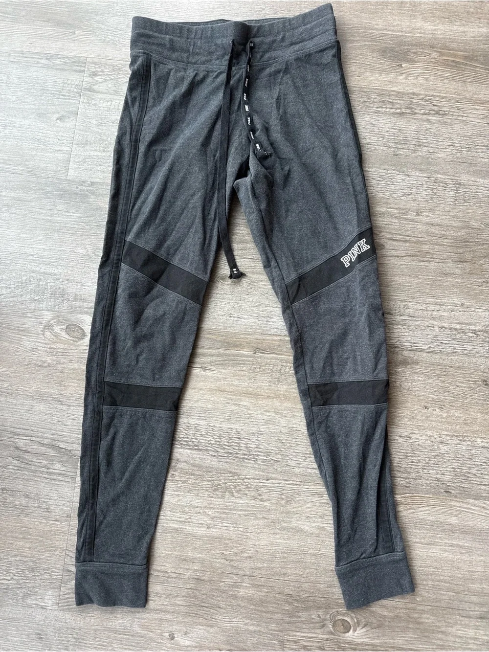 Size Small Victoria’s Secret PINK Leggings Gray Athleisure Pants VS Yoga Logo!
